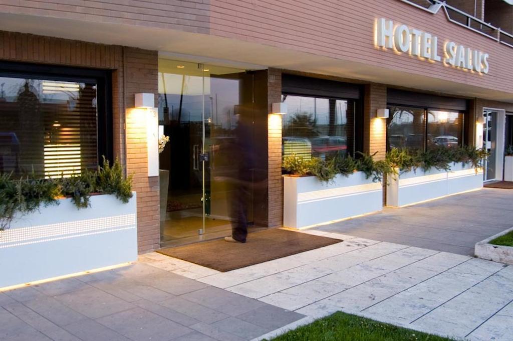 Hotel Salus Пескара Экстерьер фото