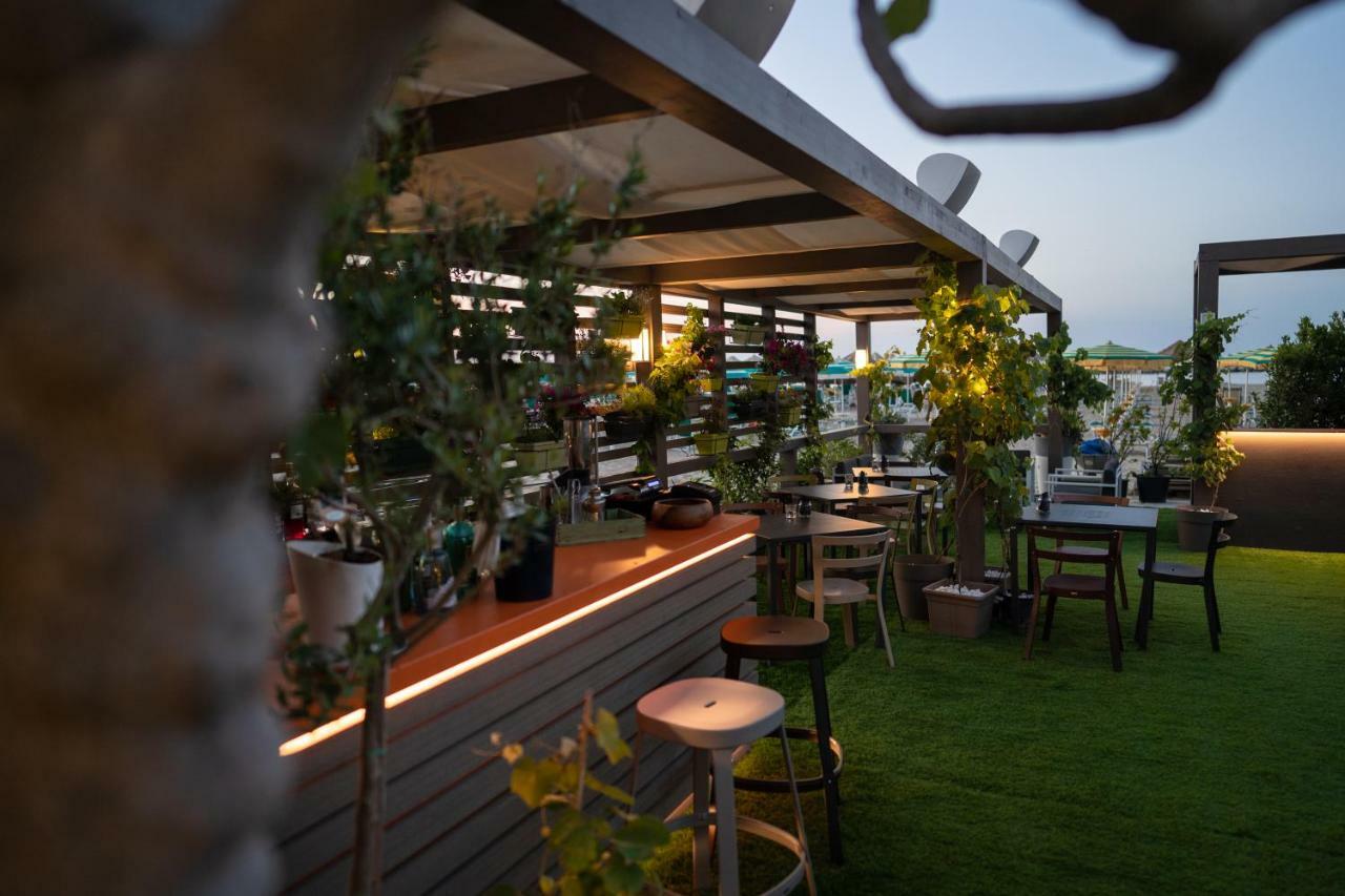 Hotel Salus Пескара Экстерьер фото